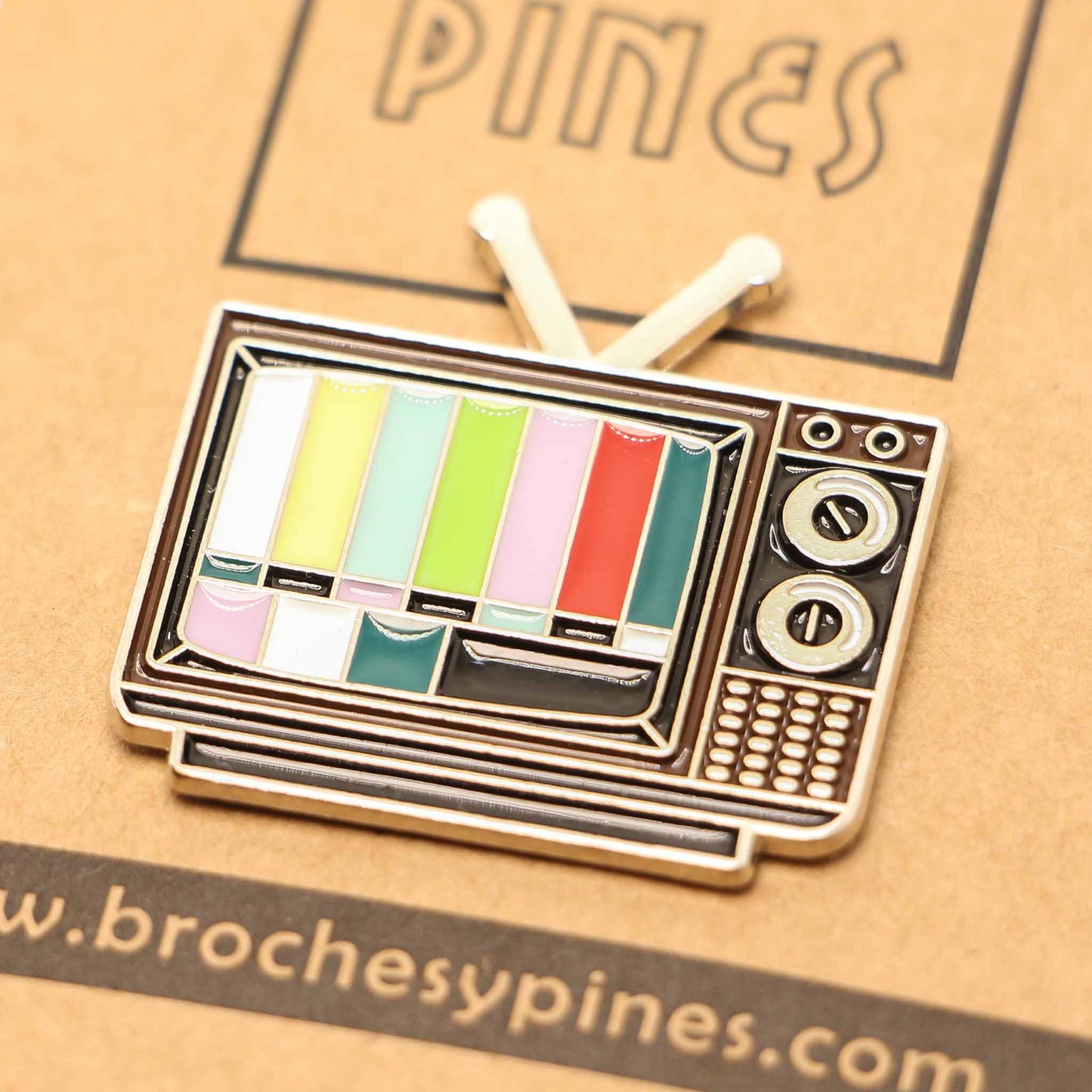 Pin Televisión - TV RGB 80´S - Otros