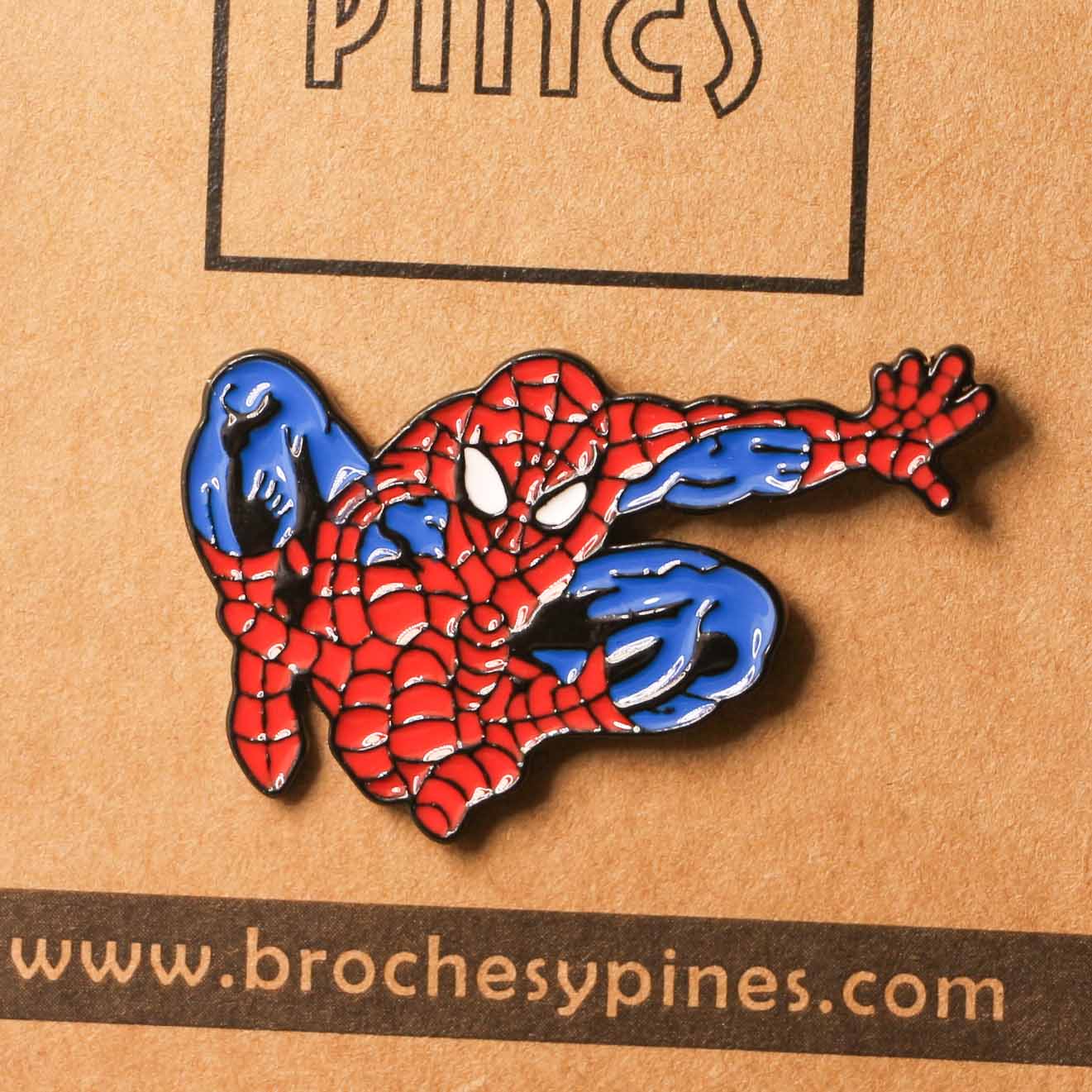 Pin Flying Spiderman - Superhéroes
